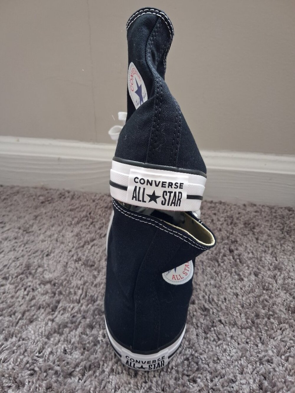 Black Converse Tennis shoe - Picture 6 of 6